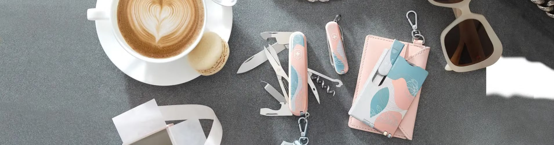 Elegant Pocket Knives for Women