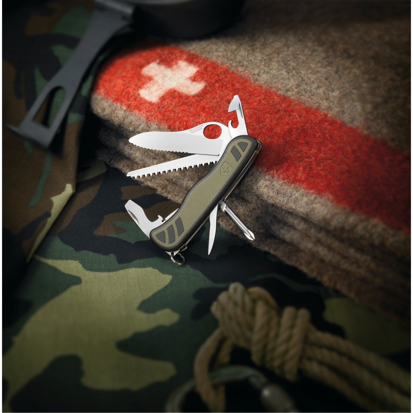 Swiss Soldier's Knife 08