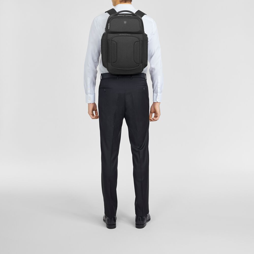 Werks Traveler 7.0 Deluxe Backpack