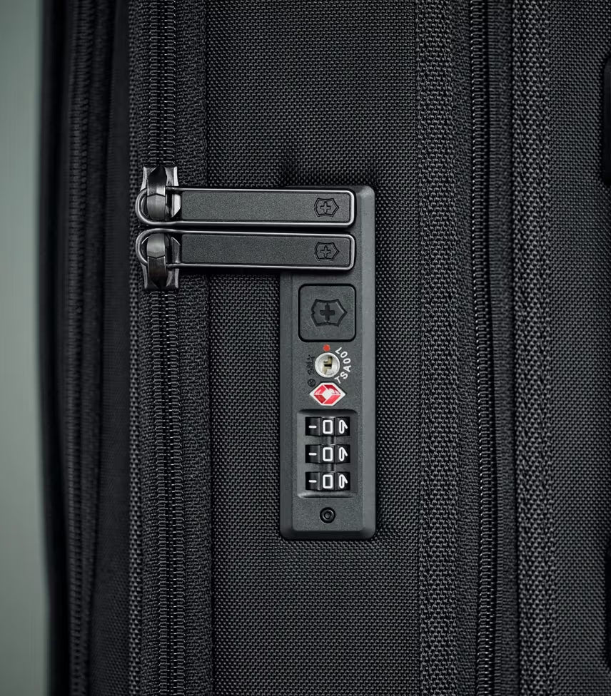Airox Advanced luggage collection